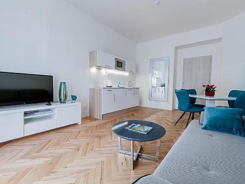 197861CAEF03D86D7DE4D7E654324FFD