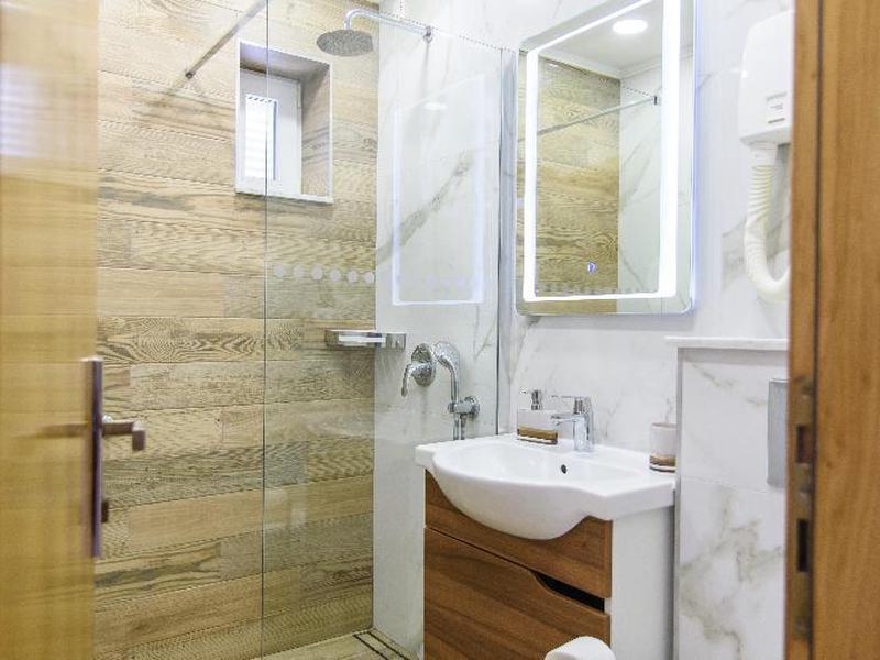 06EE9DDEF4EAB51CD1ACC94ED665EB11