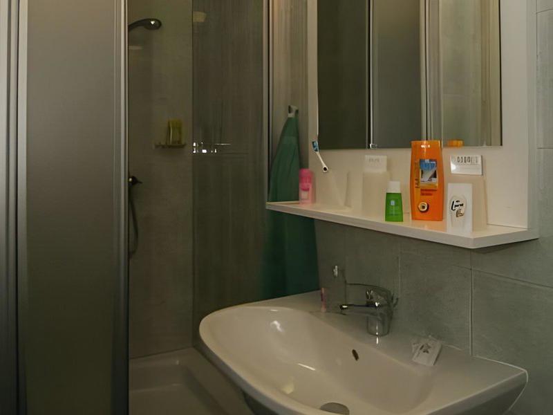 4A07A05E410EF7F3936FDB78A70B052C