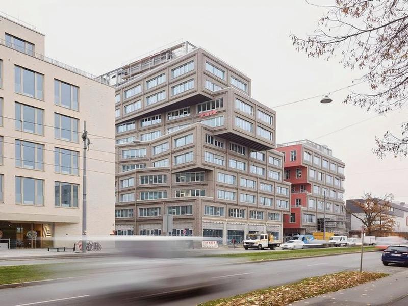 B042B010D808B3203C2E0D52513E0CF1