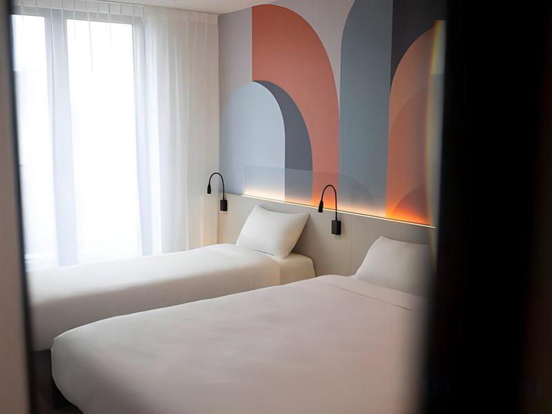 9F600BE73B9A400F9374A20DCE449AB6