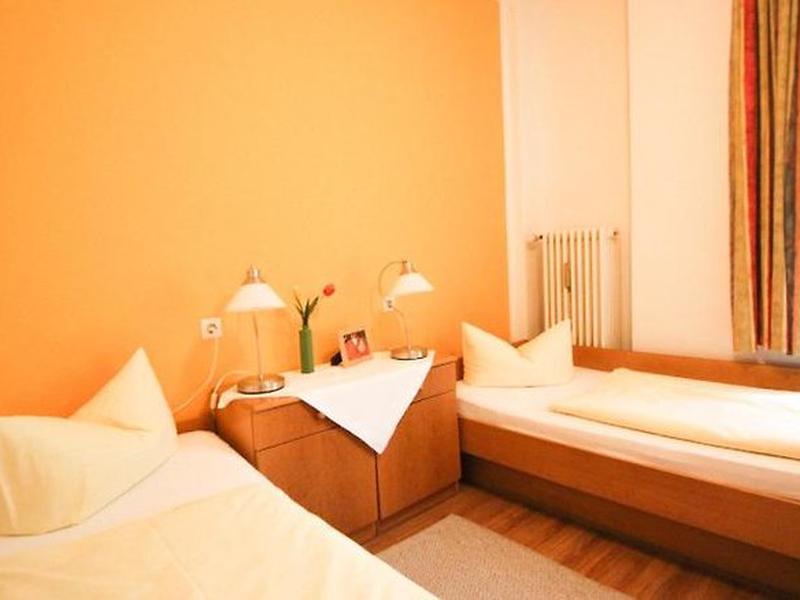 7DAA26519B42E5AD0F5CA79A1CD8840C