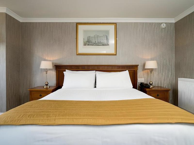 B21EF06B7AA9A728C876FB9AC95C5585