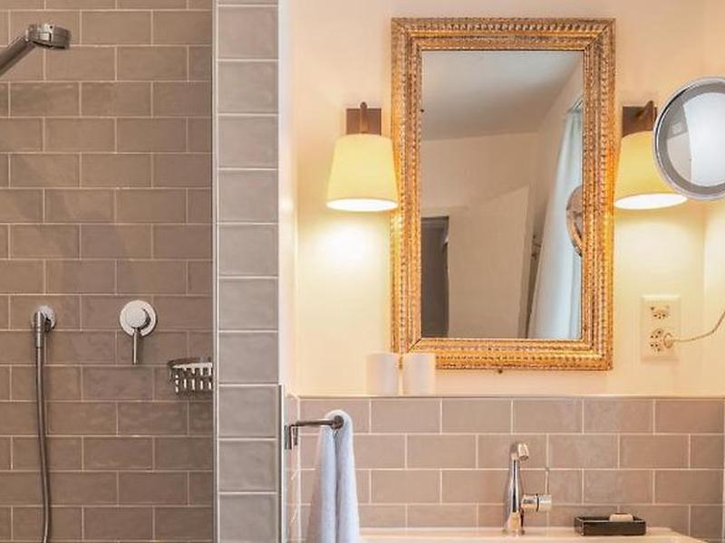 D48677B1DBB3BA42661621DE33E6CF48