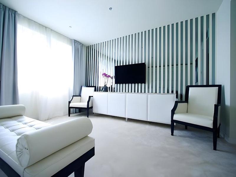 FB7674F4E299342307142EC38F00D0AD