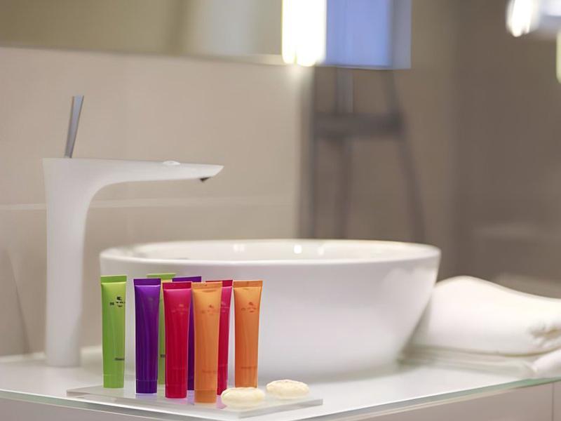 3F61E27735C9769EC90F7DE77D2BB4AE