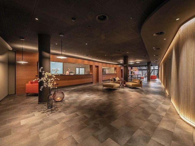 E2144ACC444C52D6C33080ECA9D8302E