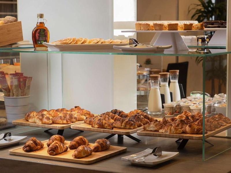 6155FDA2C87C864465C7F224C10FCC70