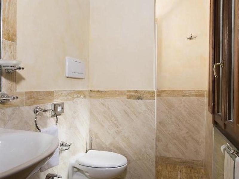 D6509167ECDC405B19F87C9D6C6B9A42