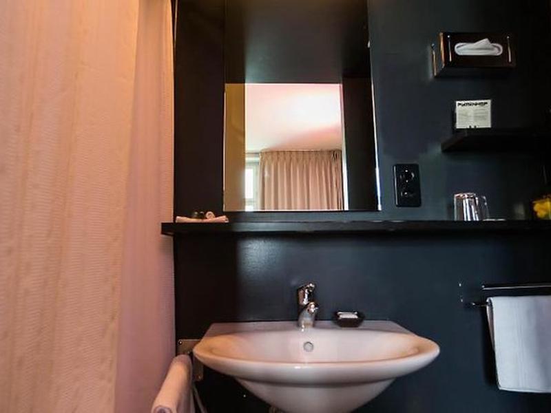 C9A5EB3BF1C5BFF70BDCD0C7B875E83D