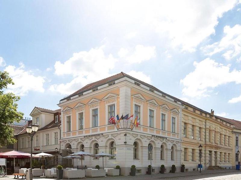 FC23591E6CD74DDE049999EB4D915AB5