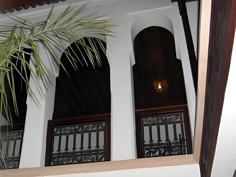 40508C7DF8EF52FA71D0E5B9FB837A77