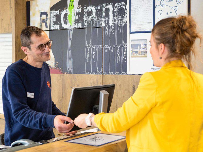 357D4D78D2D7B76CF49A18B4787AC31C