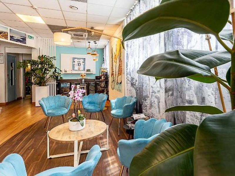 C4281C8885828A81C05E9B23193A60C6