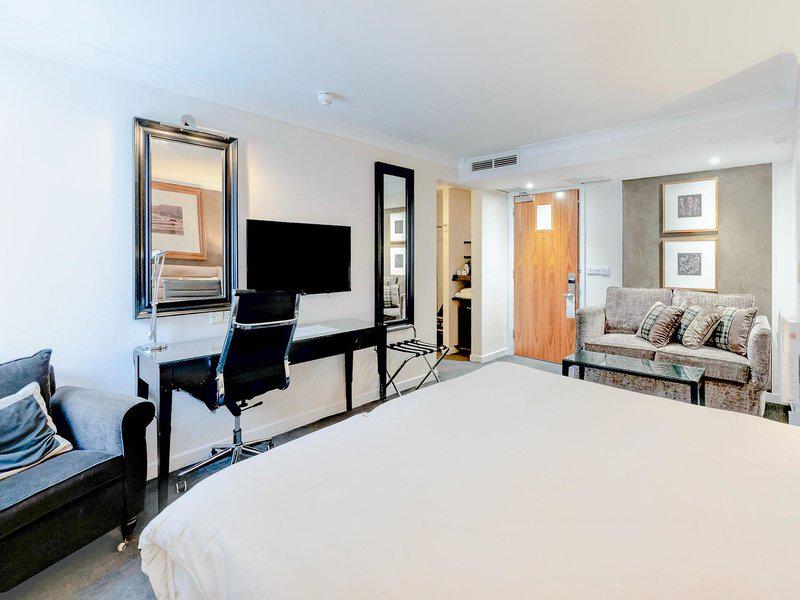 D163E9A8777566E961E4F48BCA82868F