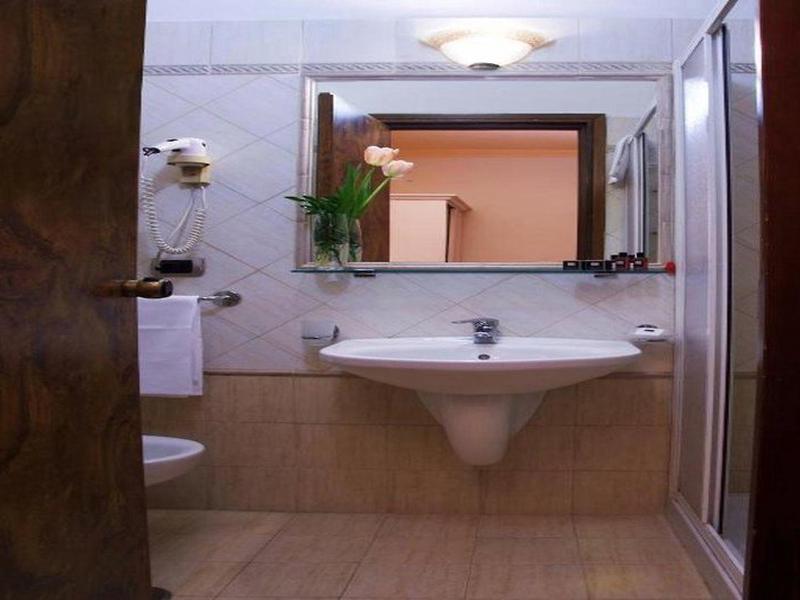 DE87661AC1CB7B32D0CE57F6F30A6263