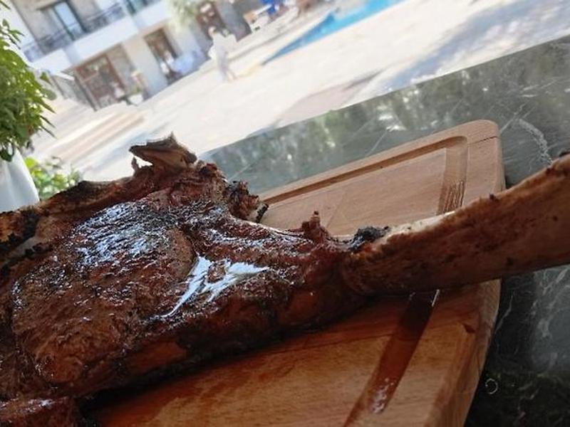 23A0EA99F3A675239777ED33767F95C2