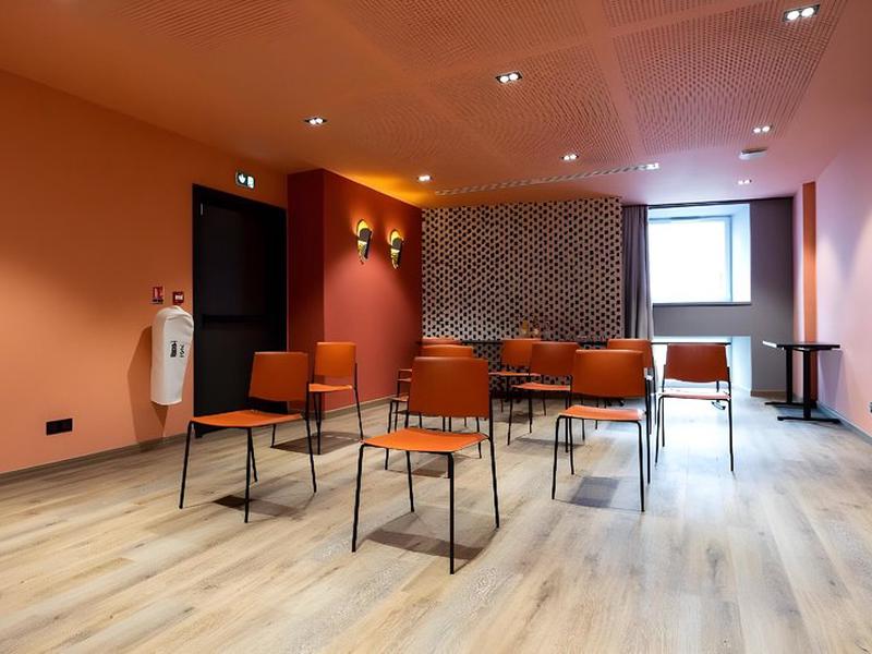 C925E489B44852207C613CE603D5B4AC