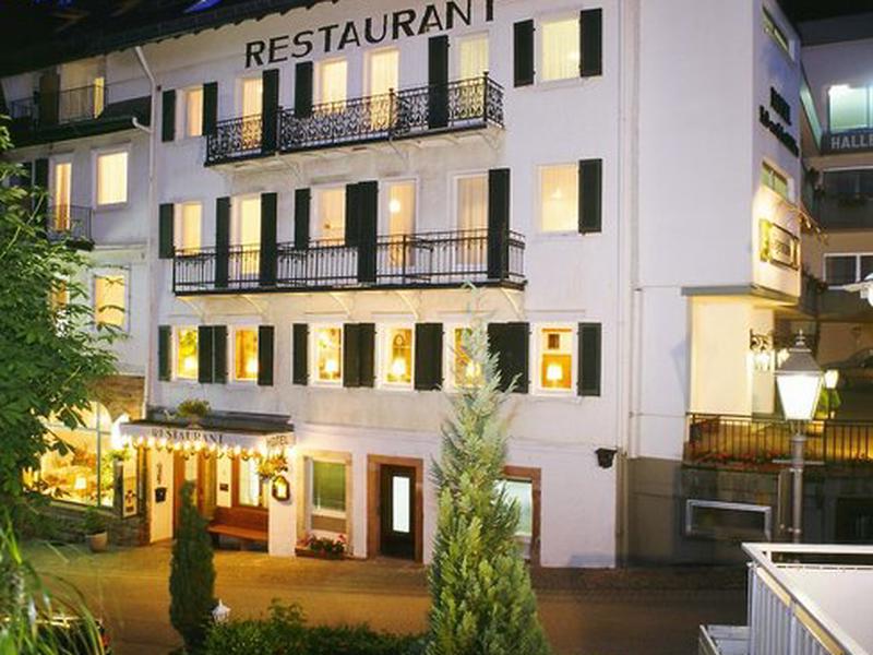 B3997444EDF9A34F6A0E440F2BE7E20C