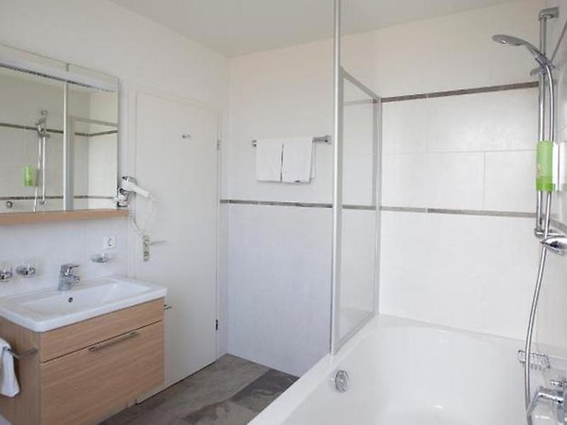 0EA393382F420F7A7C04960320C9CE7D