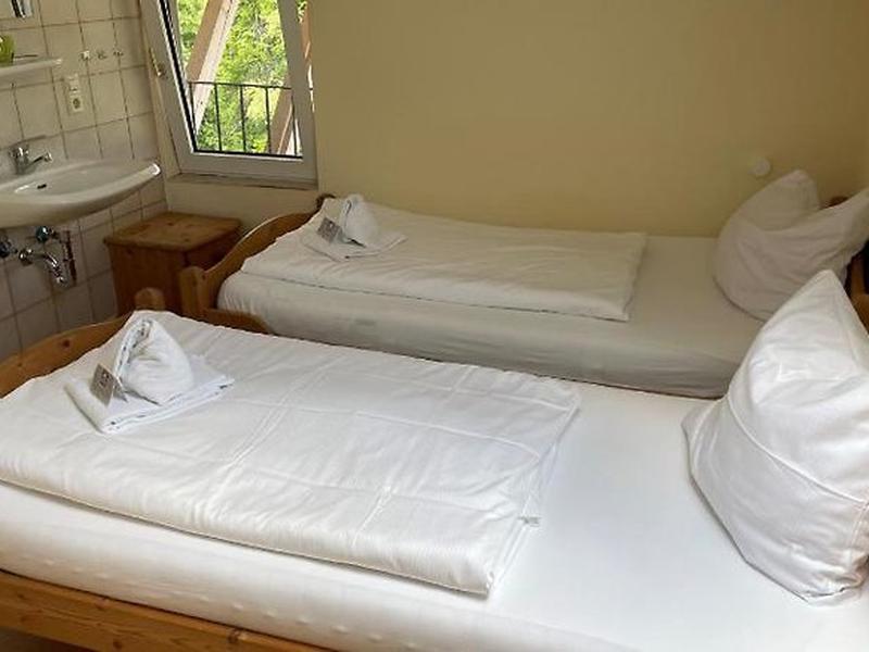 5341E97FD2EDF79445C720BE921C37EF