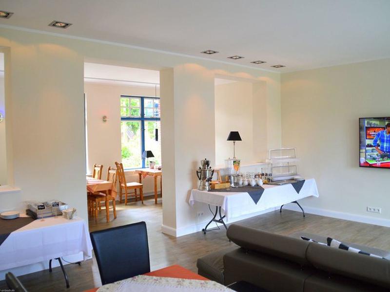 B125DCC2659D1CED76DF270E0F06F5DC