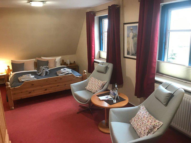 740717B7F0A9B24391C0CF259AAA1F7A