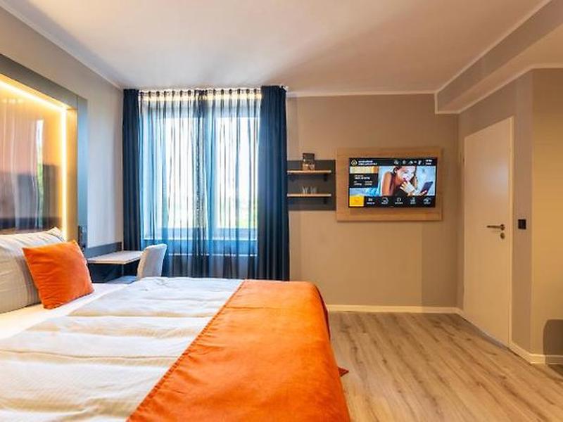 4EF2A3F8888A022B2903F39400813741