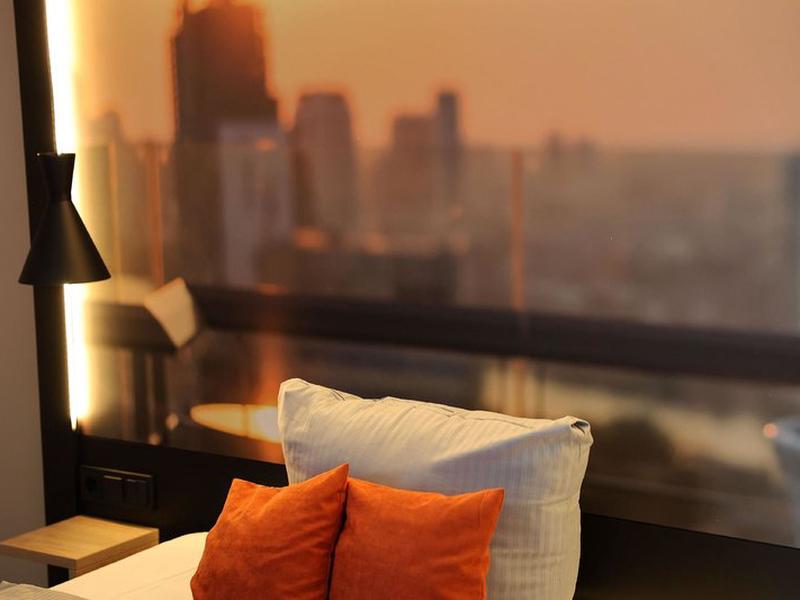 9AB96E42B0CCDFCDCD7DB5AB8226FA80