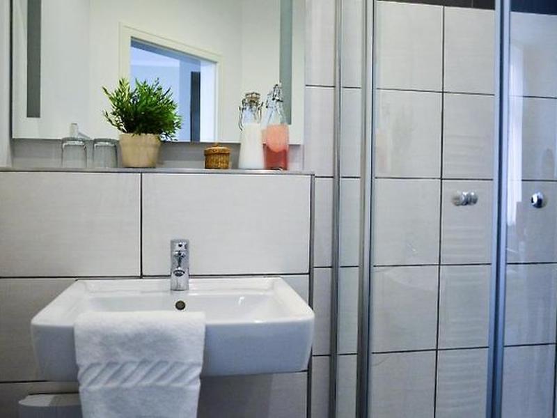 1C4D188380087EA6B5770D3E09D64FCC