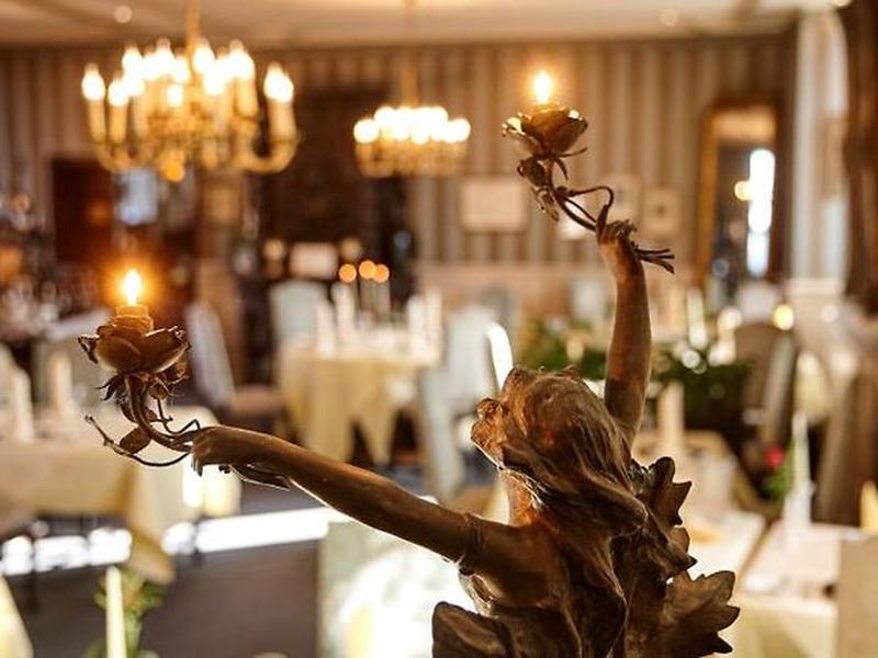 2455AEB924F7911A435407E7FF1FDD62