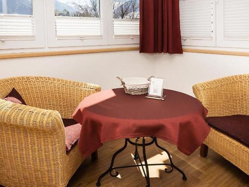 302D75B96B86EFF456A4DAC3670EEBB8