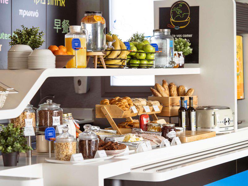 A121514F66BB4CD4EB0D82F0D87D9F0A