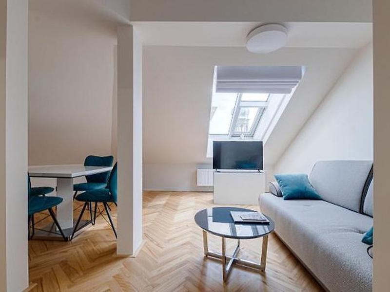 E1BF40B2EEB5678B4ACB858582630497