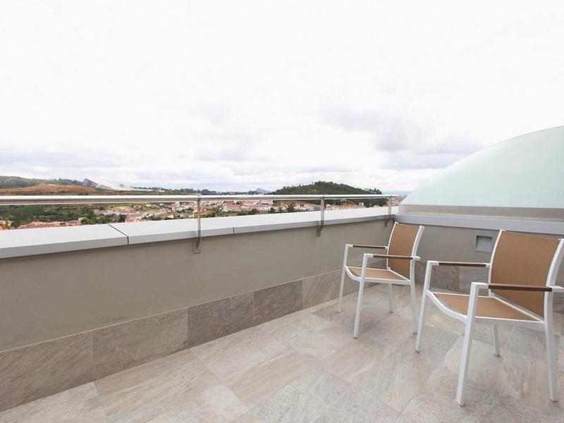 08ED8B5A1E621447DDD5A8400BA13242