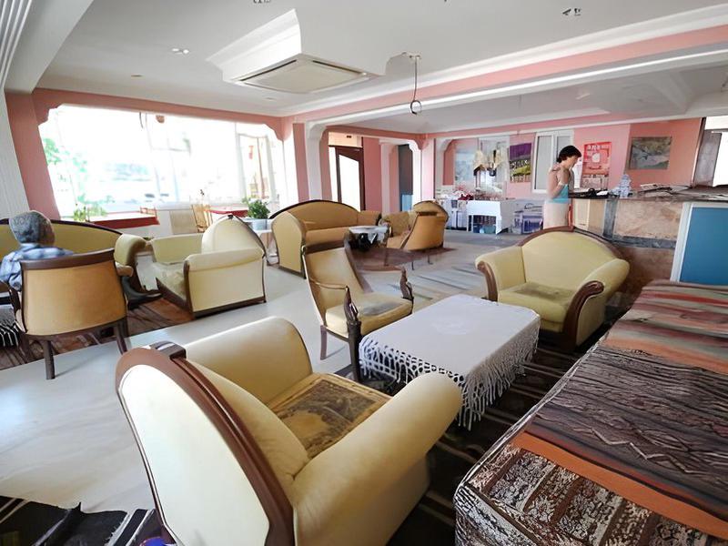 Ozbay Hotel