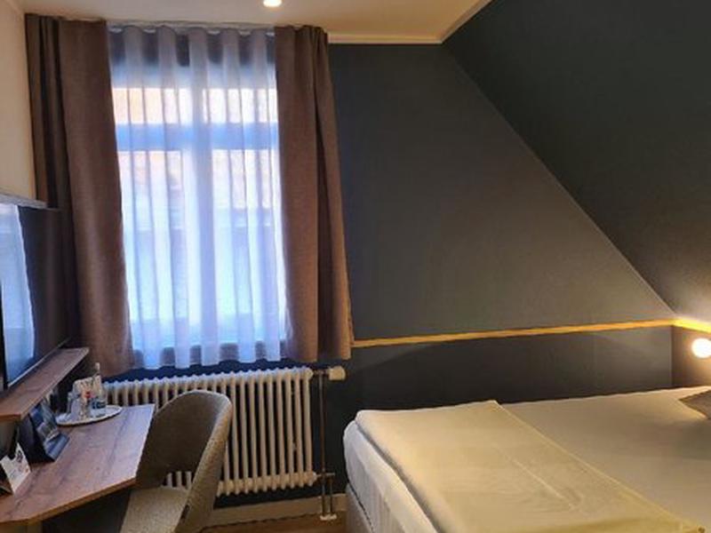 7BED9F977CF8E7CC4A99C9FFBF5CA866