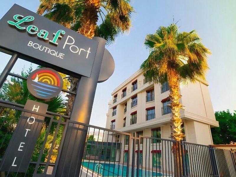 Leaf Port Boutique Hotel