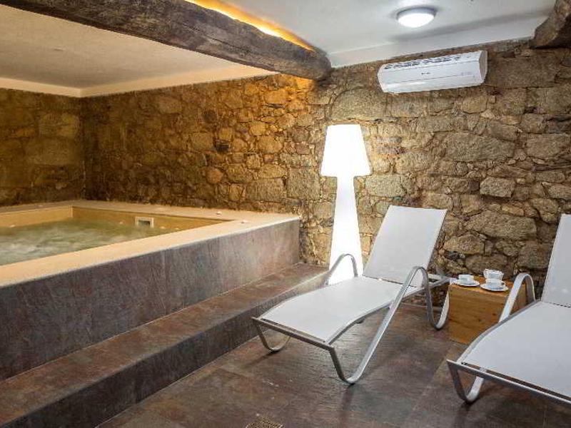 D15CDE8C2E01ED877CE9586F2066E080