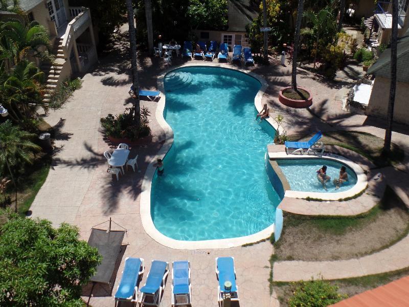 06CE50267C3FF496FB82A2B6A681F10E