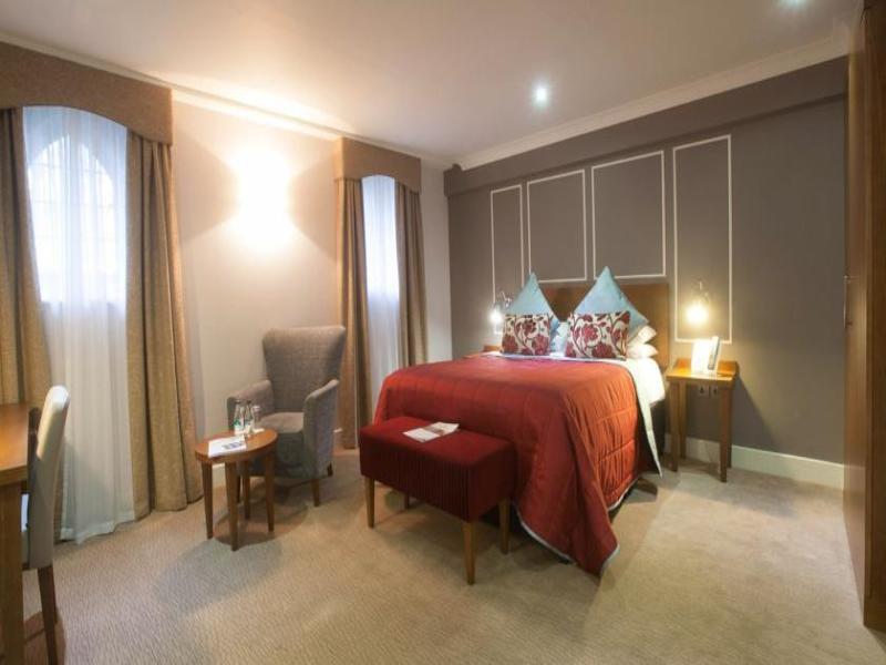 8F330CF603A6F85D74C223C00A7CBD59