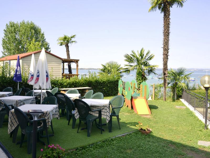 8A4870BABF9B4D83609AA0EB928785A1