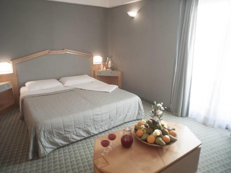 525D82E9DF08A410BD450487A5234854