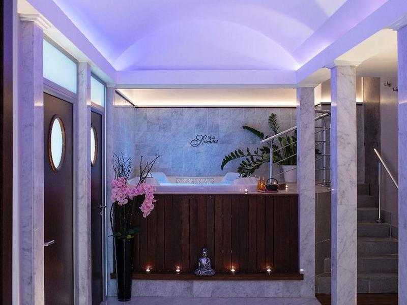 419146D41BB522ED11B9E552B7800670