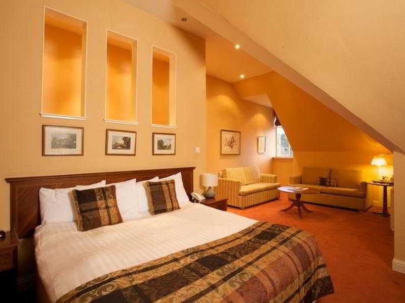 C9F099A7C3EB3CB03E30D774F5883F05