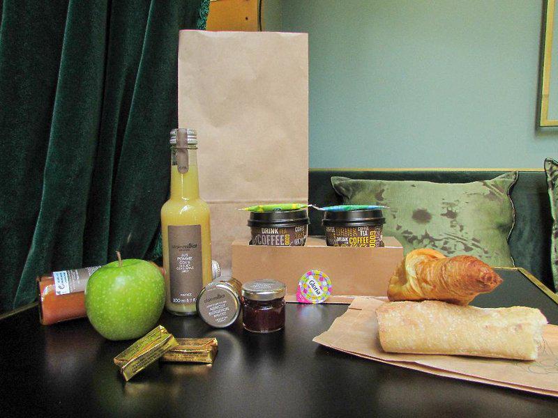 433546C7D16352F67F52122A688A889F