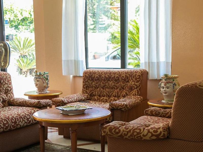 56C8C4DA083B591098F0A5117C740243