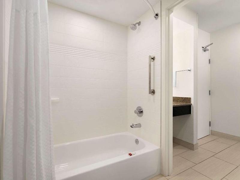 C1D24CBB127DF9789DD879AA749C5D13