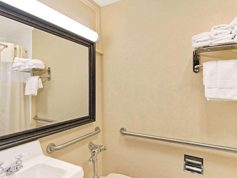 1FC44BE9487E2C5BDCAF5F4B82339407