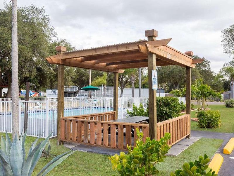 9DD0E44D0B6FAA2E7DBFFB3A2B6B23E8